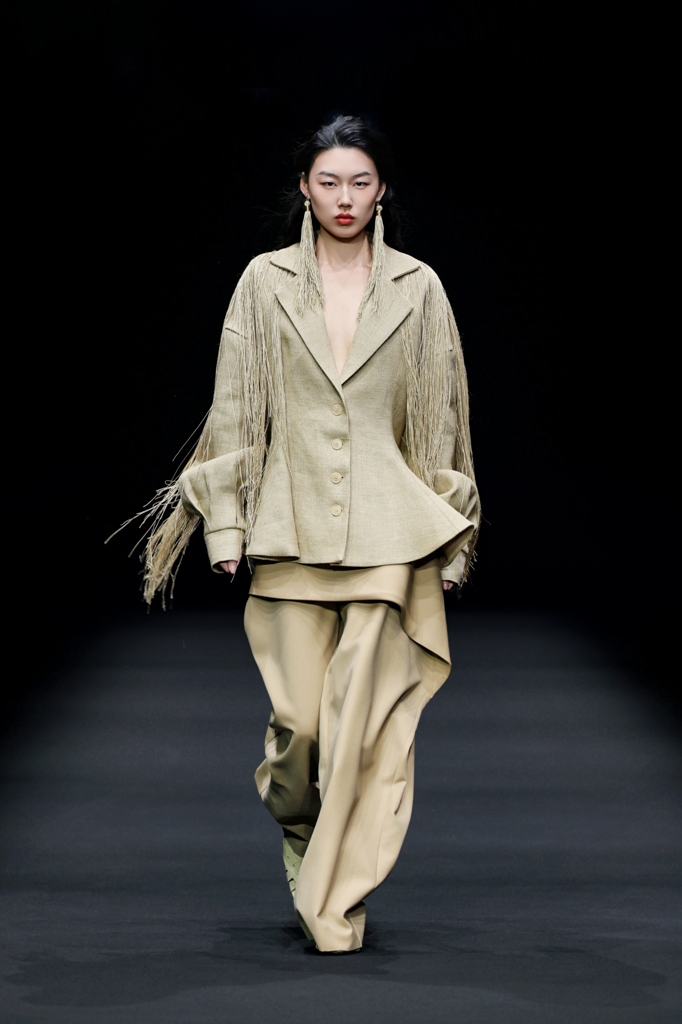 迪尚·万岚北服日 (1).jpg