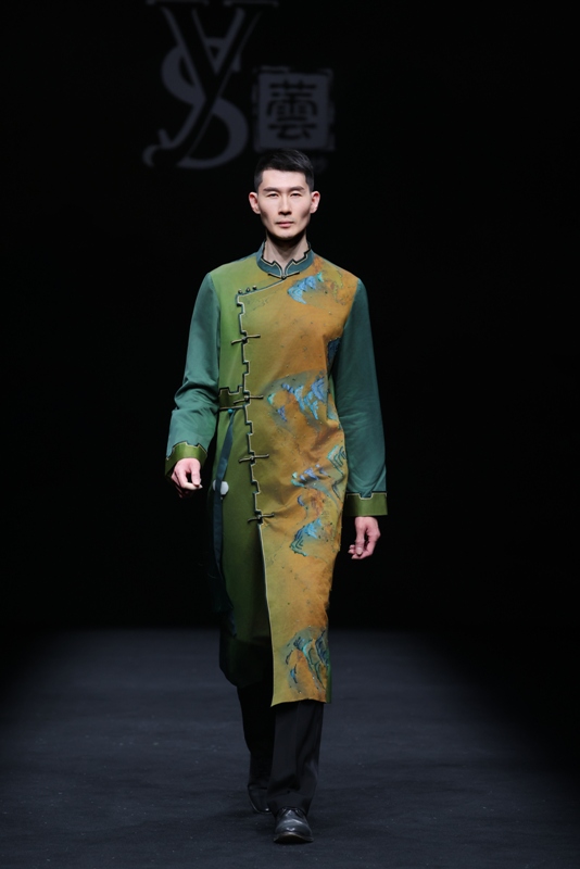 颂芸纱·梁素云 (1).jpg